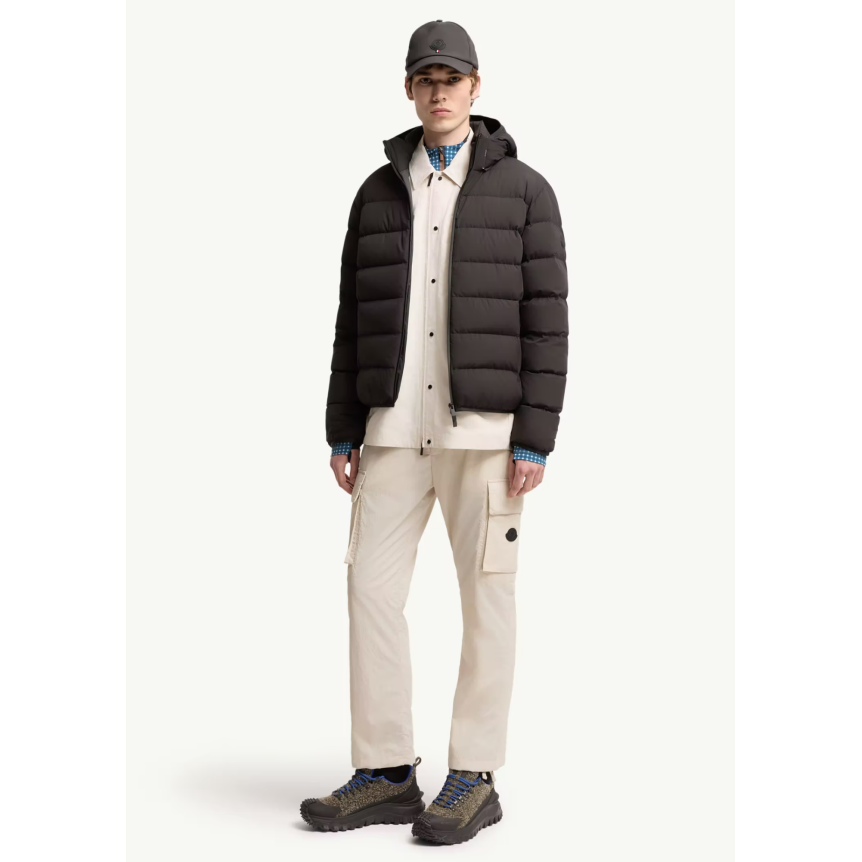Doudoune courte MONCLER Arajoki à capuche nylon mat noir