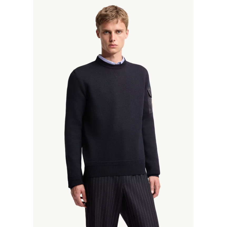 Pull col rond MONCLER  laine vierge bleu marine poche manche nylon