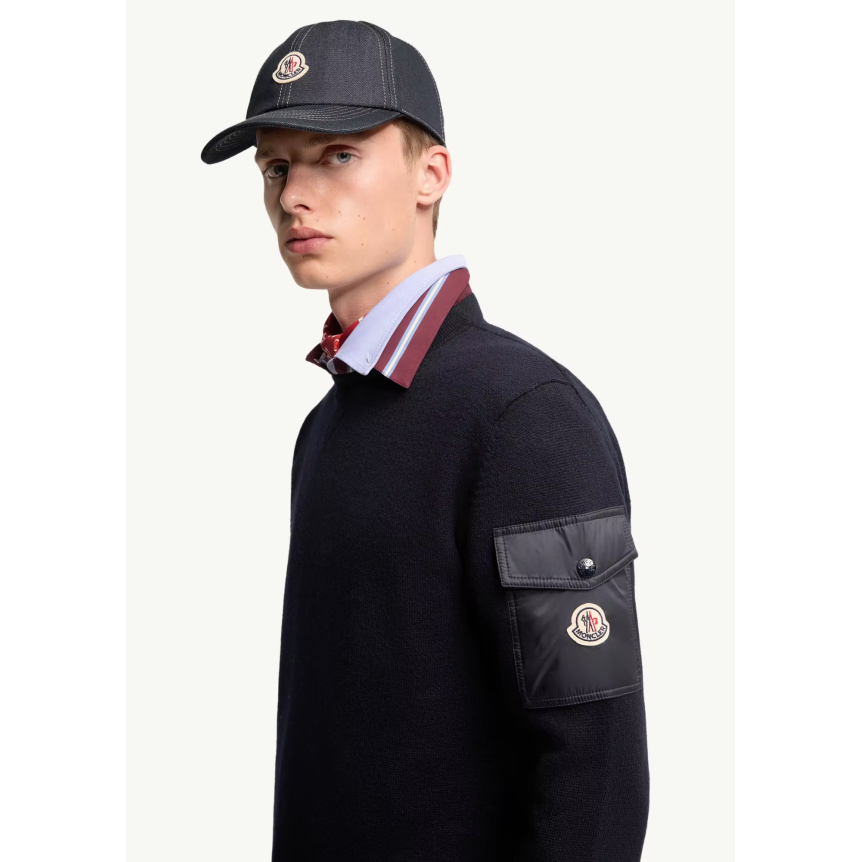 Pull col rond MONCLER  laine vierge bleu marine poche manche nylon