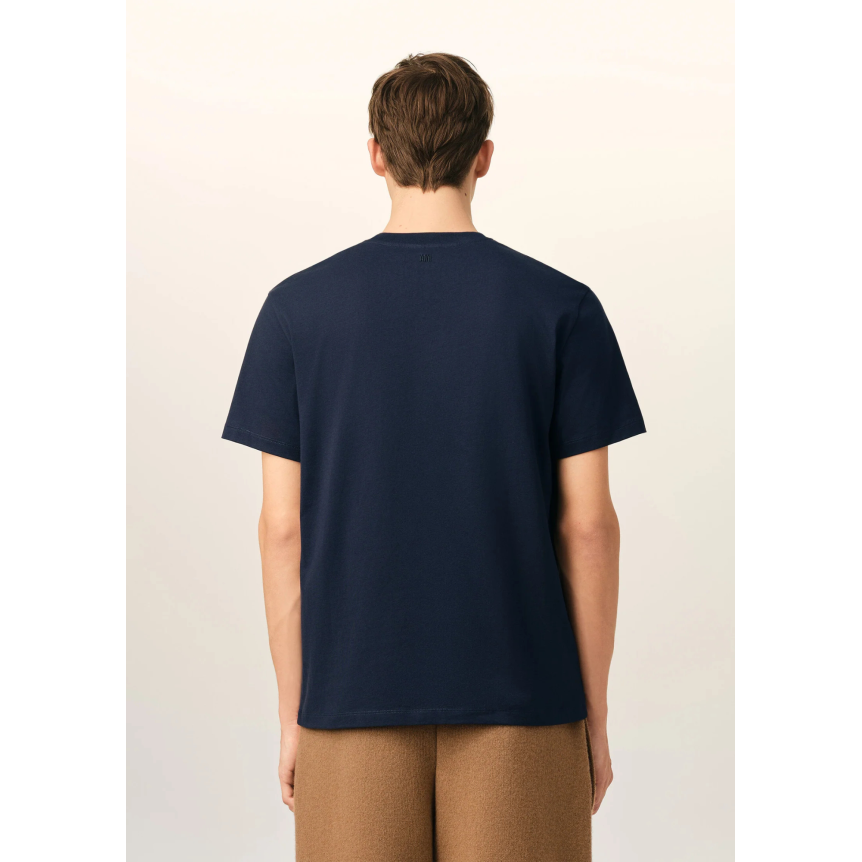 T-shirt manche courte AMI Paris col rond jersey de coton bleu marine broderie cœur rouge