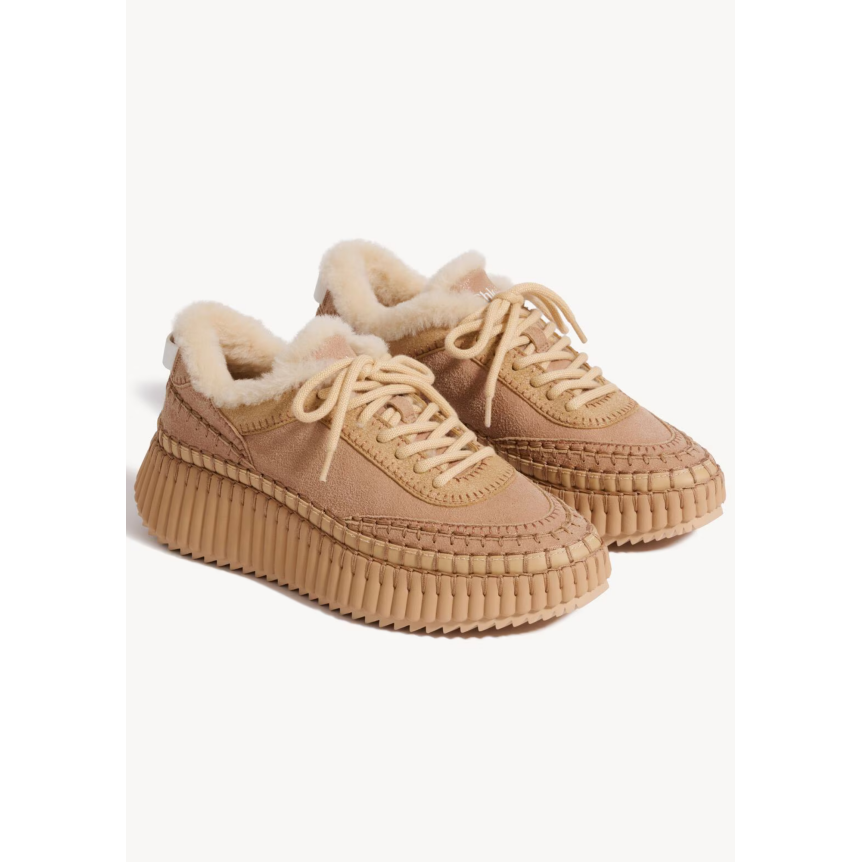 CHLOE Baskets Nama cuir chêvre craquelé marron clair intérieur fourrure shearling écru