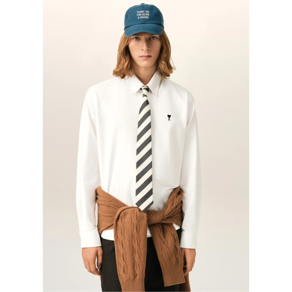 Chemise à col boutonné Oxford AMI Paris en coton blanc broderie cœur noir