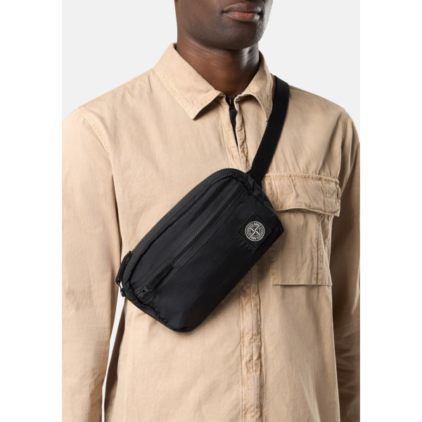 Sac banane STONE ISLAND nylon noir avec poche zippée et patch Compass