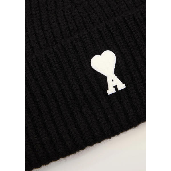 Bonnet AMI Paris laine maille côtelée noir cœur blanc