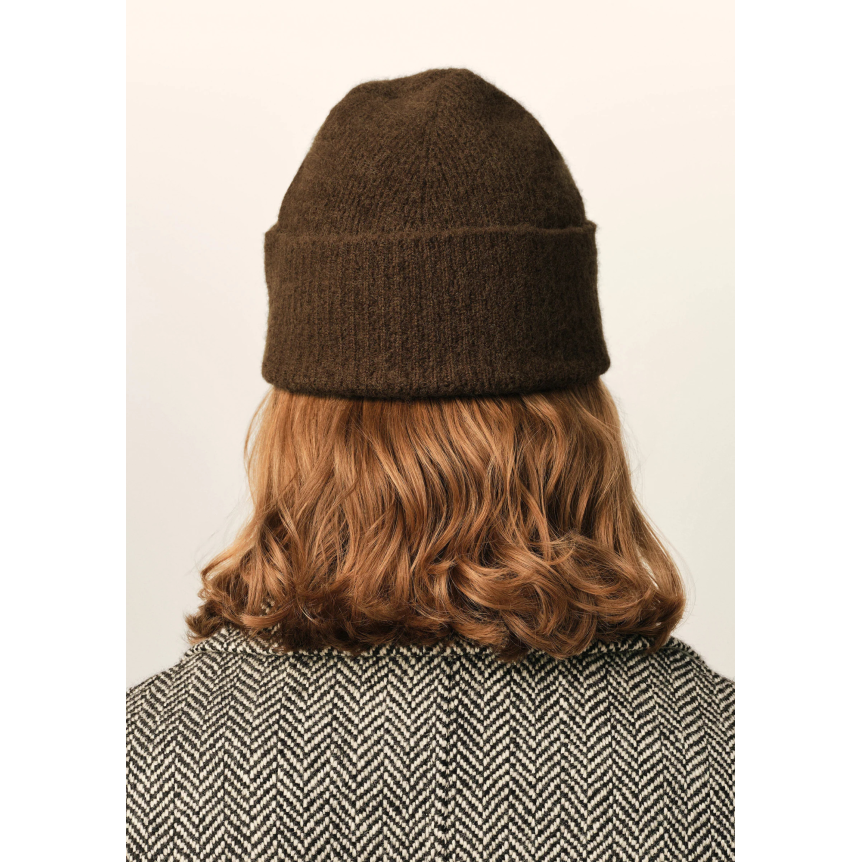Bonnet AMI PARIS maille laine alpaga marron cœur blanc