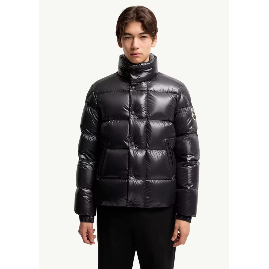 Doudoune courte MONCLER Brendola nylon laquée noir logo gomme blanc