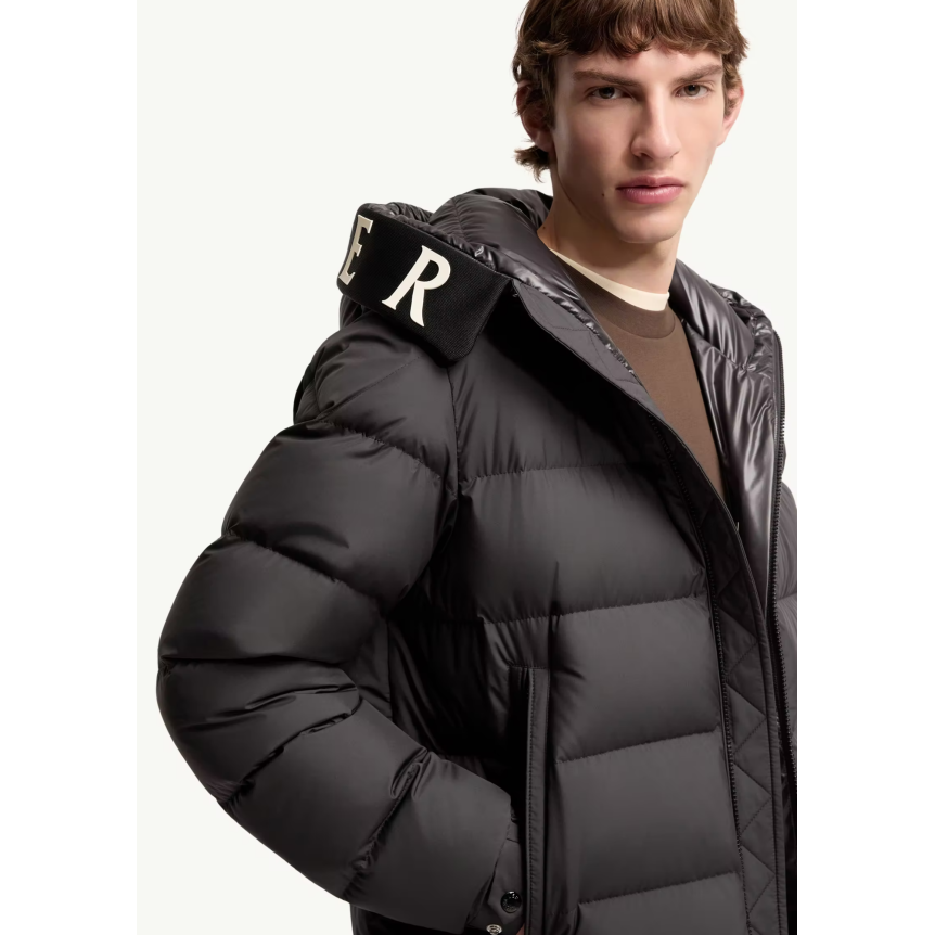 Doudoune mi-longue à capuche MONCLER Orvelle nylon noir mat capuche logo écriture blanc