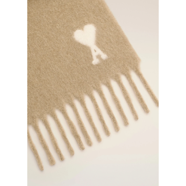 AMI Paris Echarpe oversize laine mélangée alpaga beige cœur blanc franges