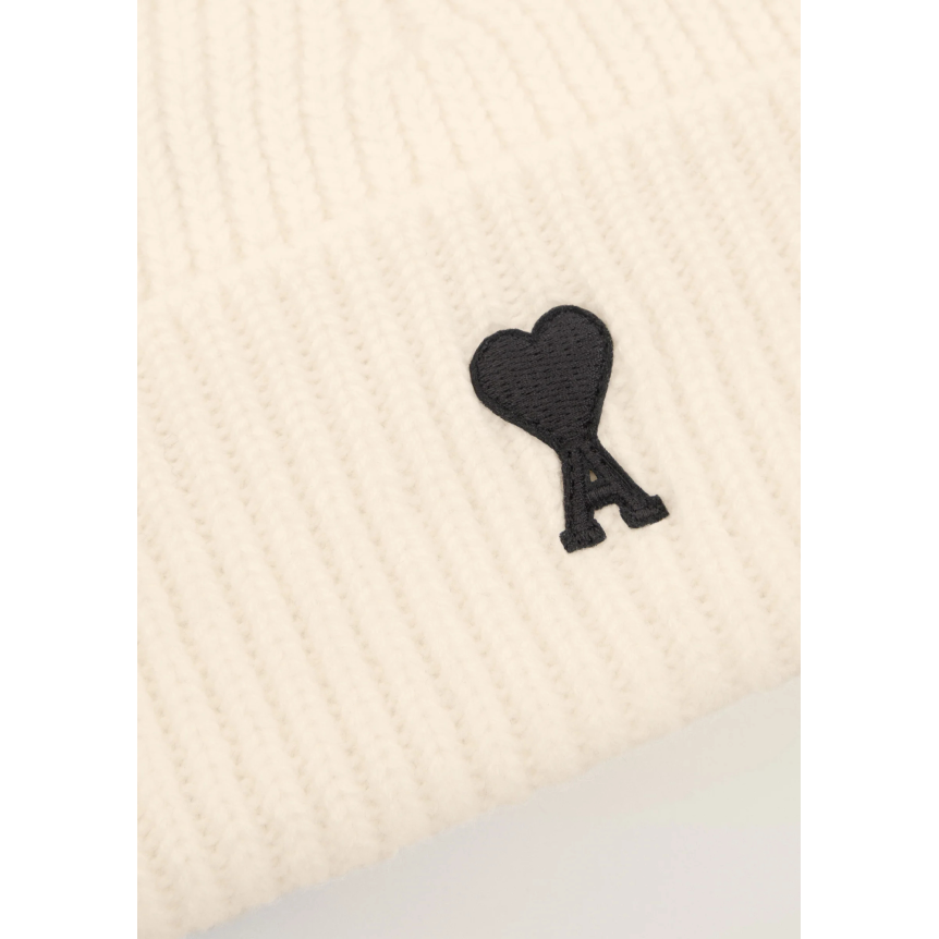 Bonnet AMI Paris maille laine mérinos écru revers cœur noir