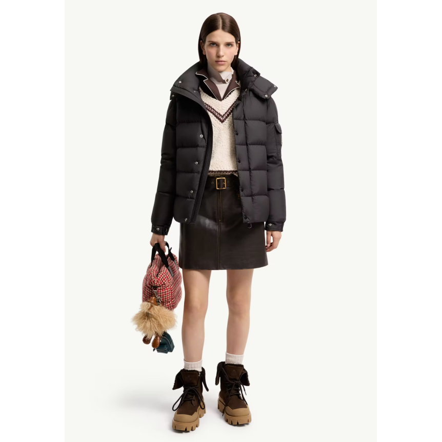 Doudoune courte à capuche amovible MONCLER Maya 70 nylon noir mat