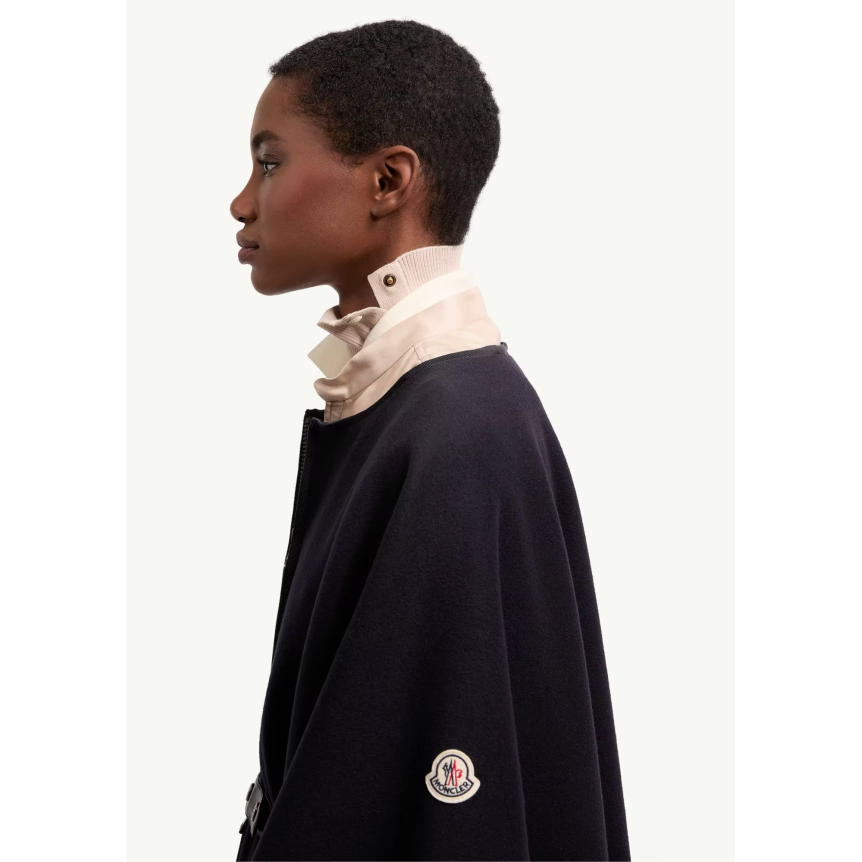 Cape capuche matelassée MONCLER laine vierge mélangée noir ceinture