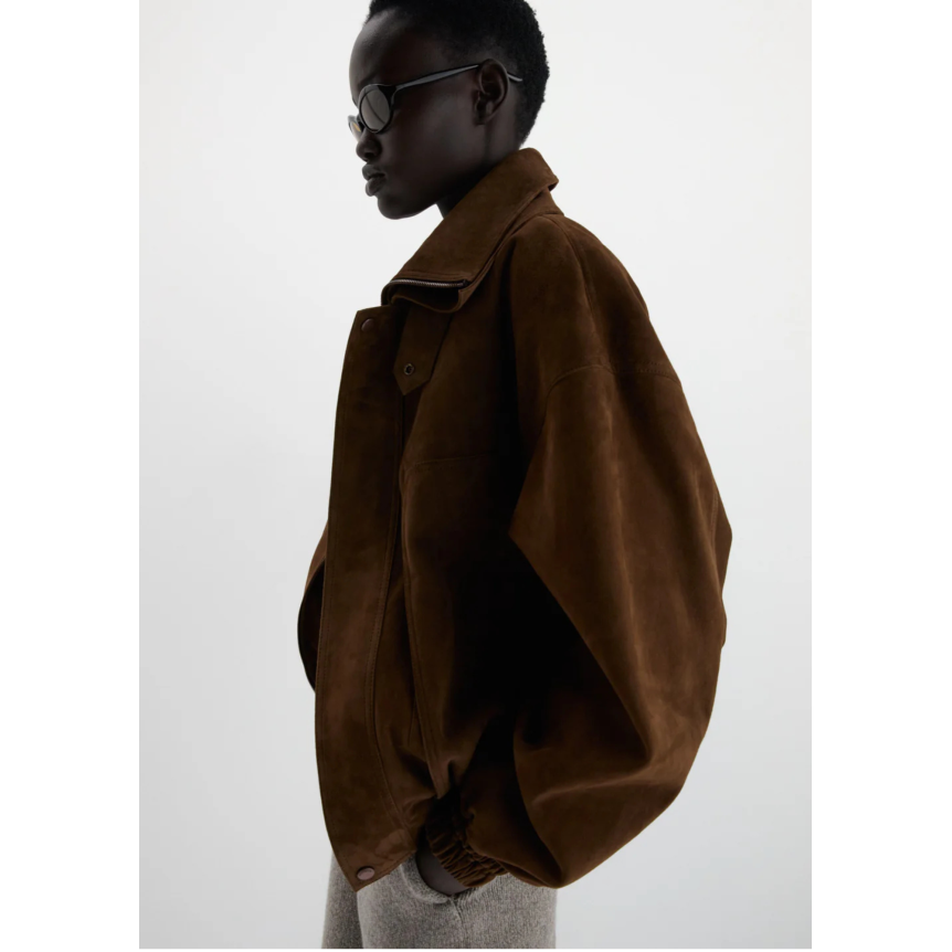 Blouson aviateur MAGDA BUTRYM en cuir suédé marron avec col montant à pression