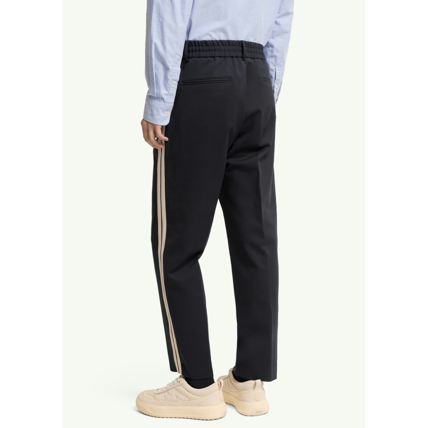 Pantalon sport MONCLER en coton mélangé bleu marine bande blanche