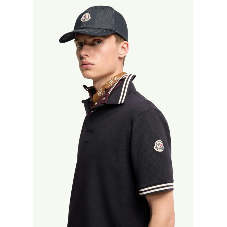 Polo MONCLER piqué de coton noir poche poitrine liseret cuir logo