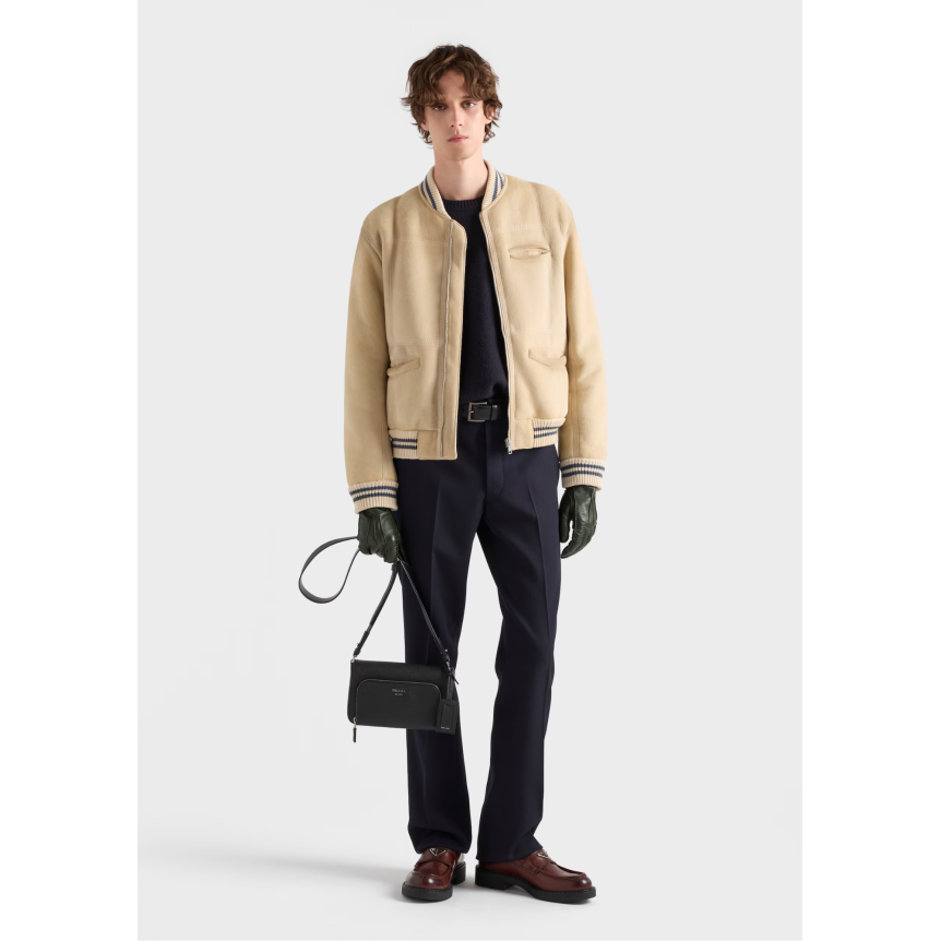 Sac porté épaule PRADA en cuir Saffiano noir poche compagnon