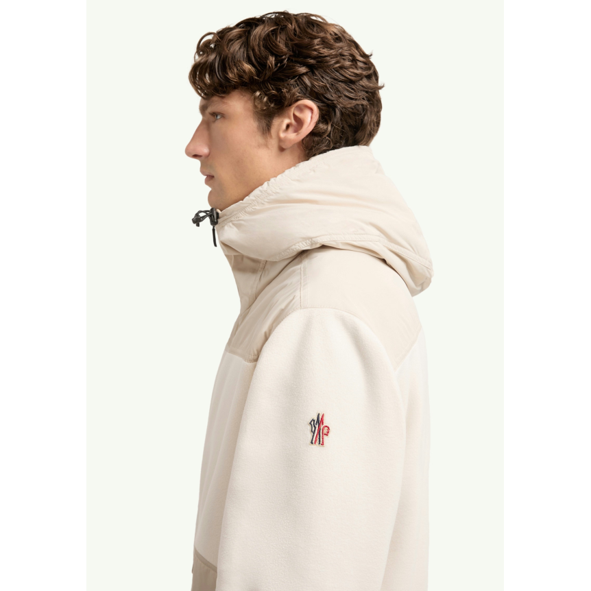 Blouson Cardigan zippé à capuche MONCLER en molleton Polartec® écru poche nylon pression Grenoble Collection