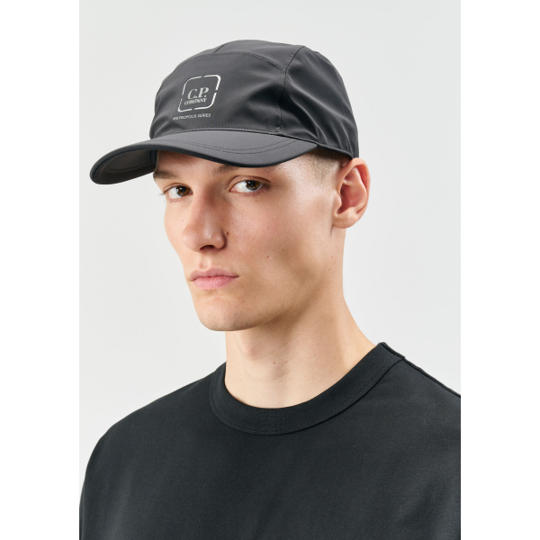 Casquette CP COMPANY nylon Metro Shell noir Metropolis Series