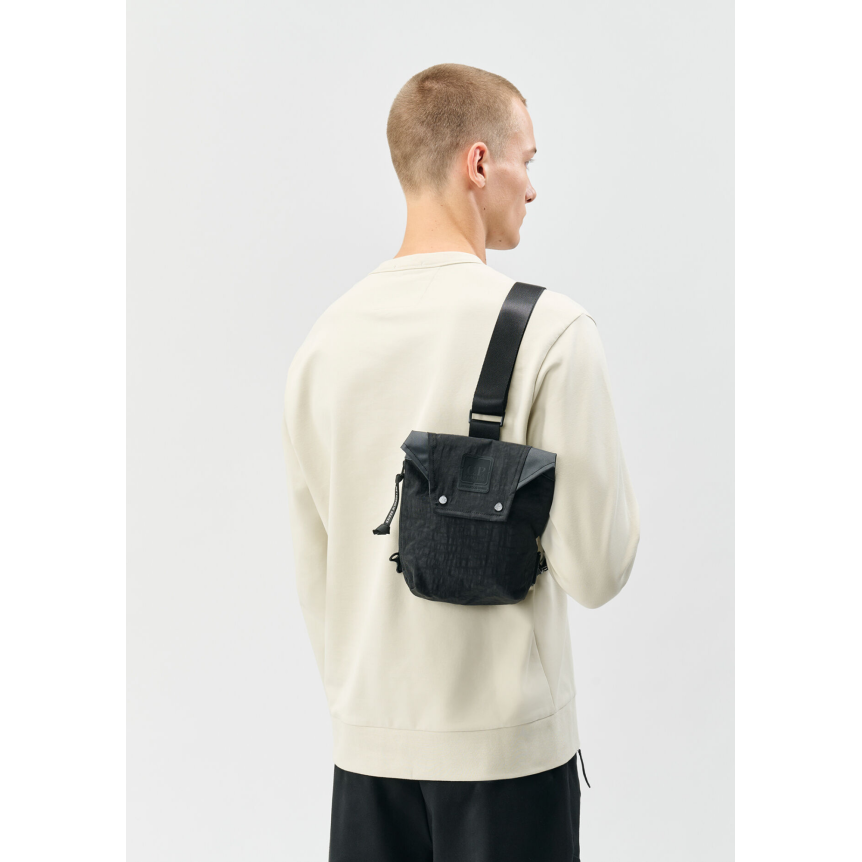 Sac à bandoulière CP COMPANY tissu polyamide Quartz noir Metropolis Series