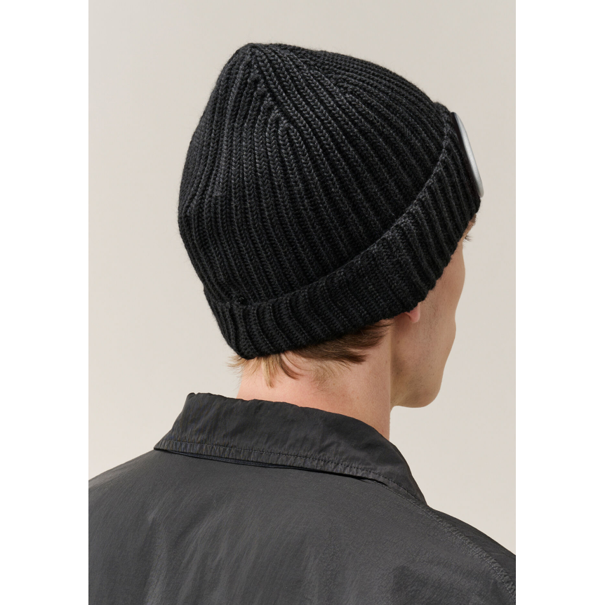 Bonnet CP COMPANY laine mérinos extra fine noir Lunettes